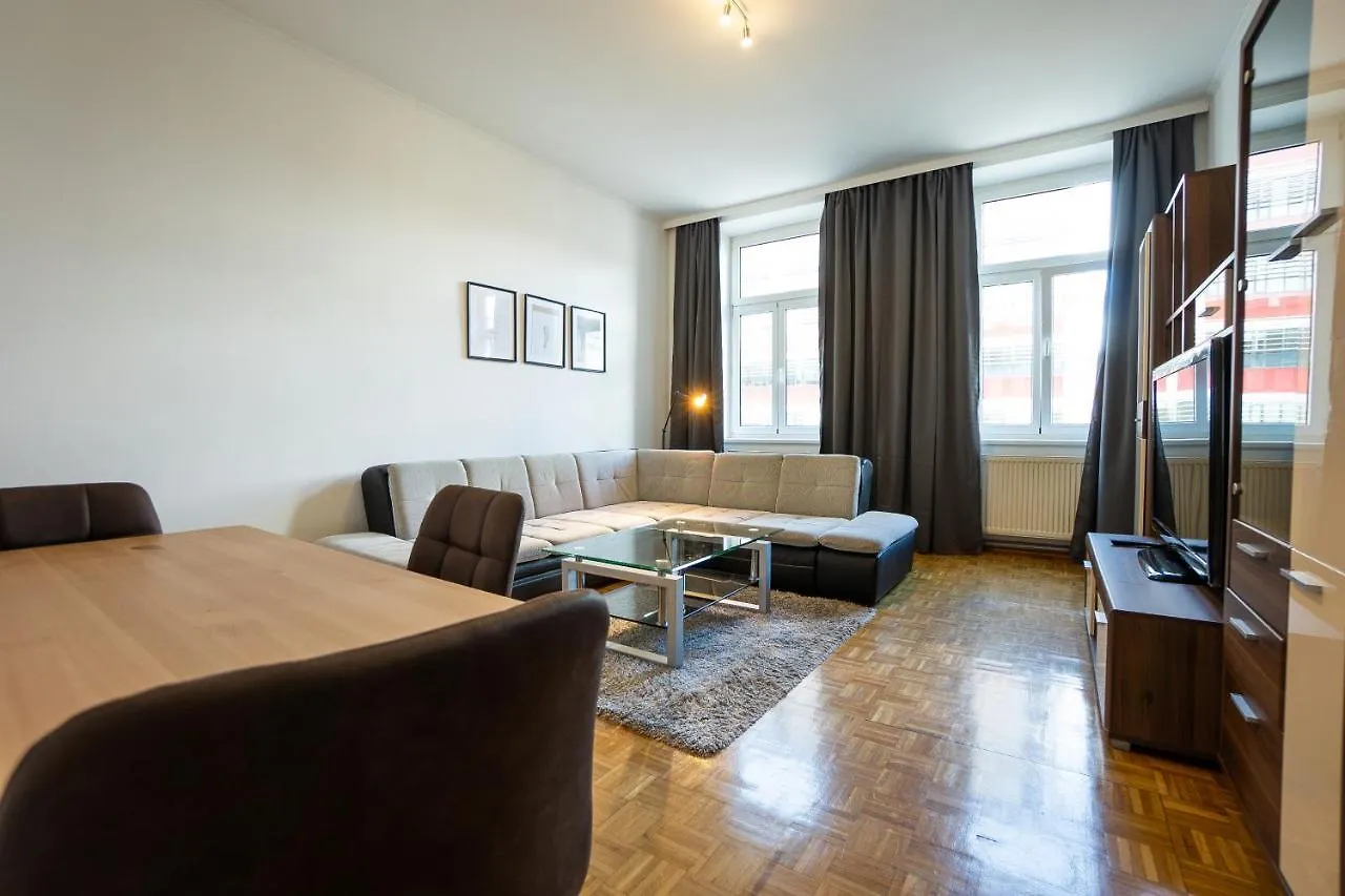 Two Bedrooms Family Nice Apartment Vienna
