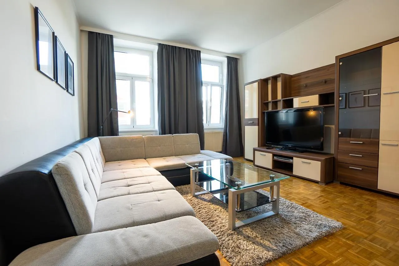 Two Bedrooms Family Nice Apartment Vienna