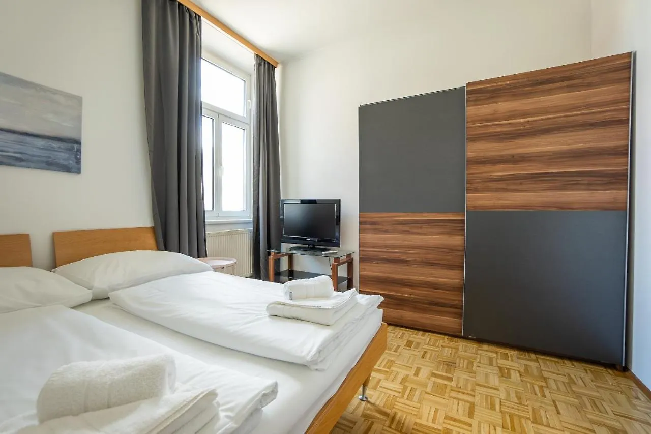 Two Bedrooms Family Nice Apartment Vienna