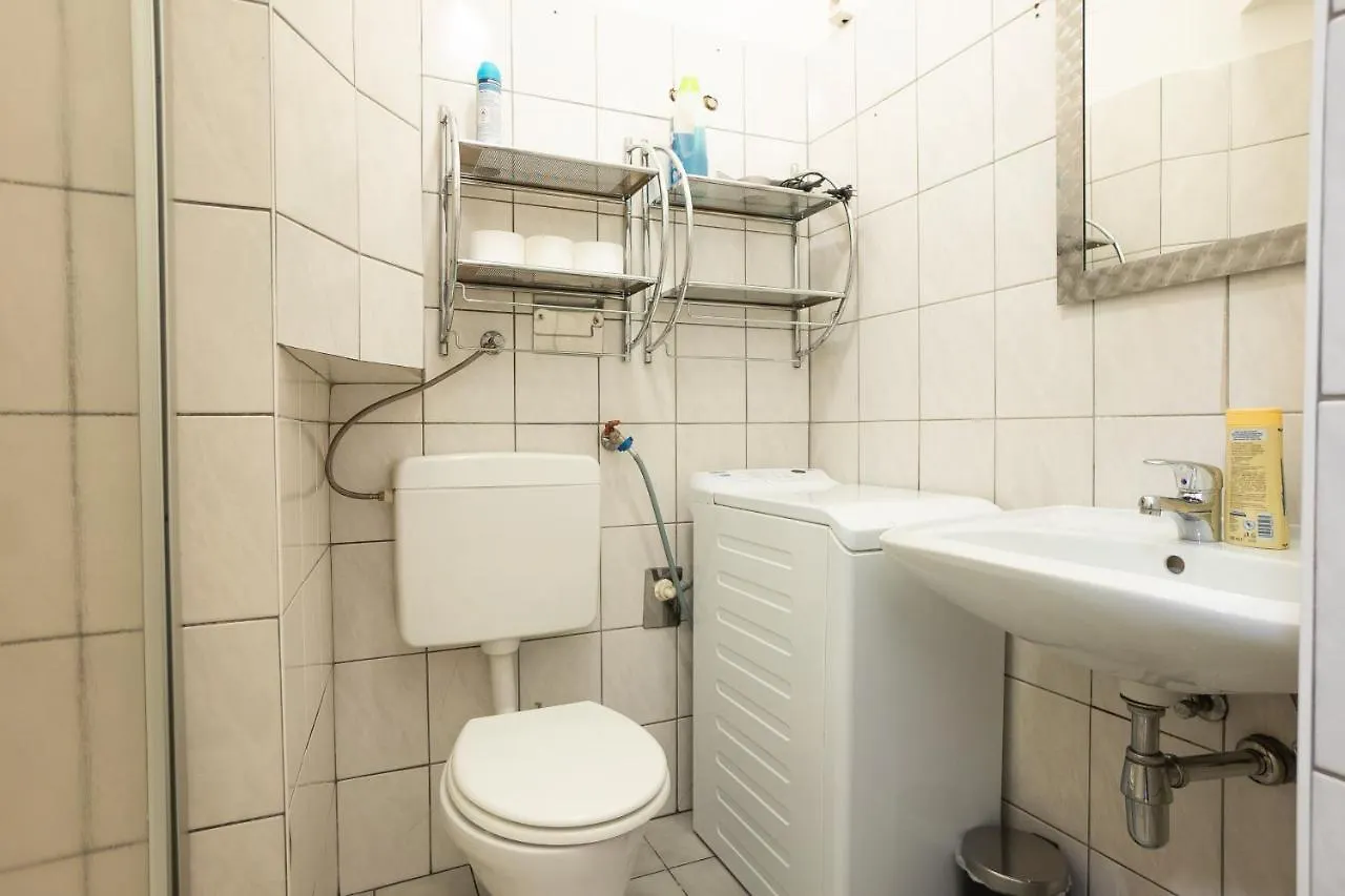 Two Bedrooms Family Nice Apartment Vienna